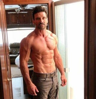 acteur musclé 50 ans 3