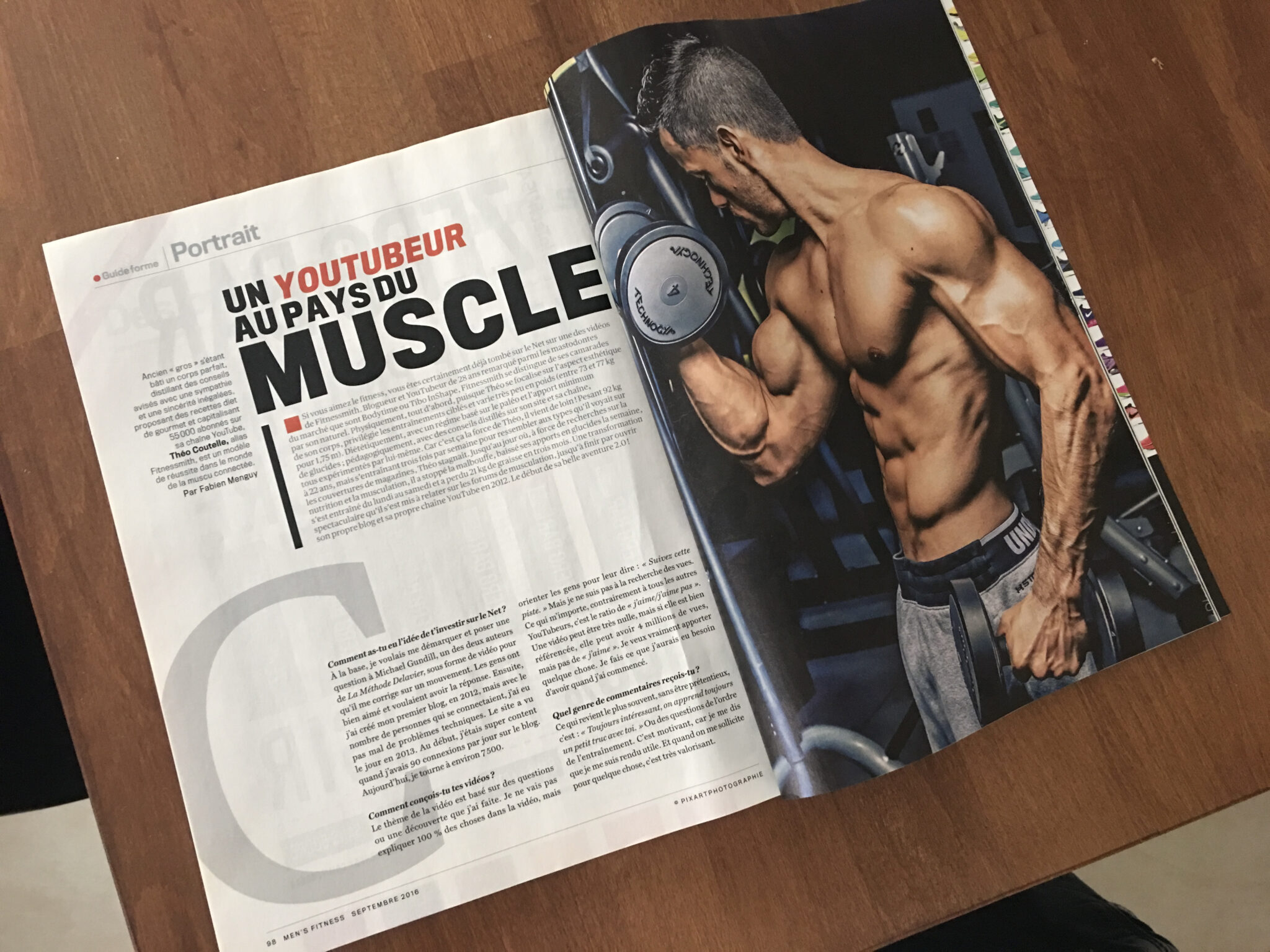 Théo Fitnessmith coach en musculation naturelle dans le magazine Men's Fitness France