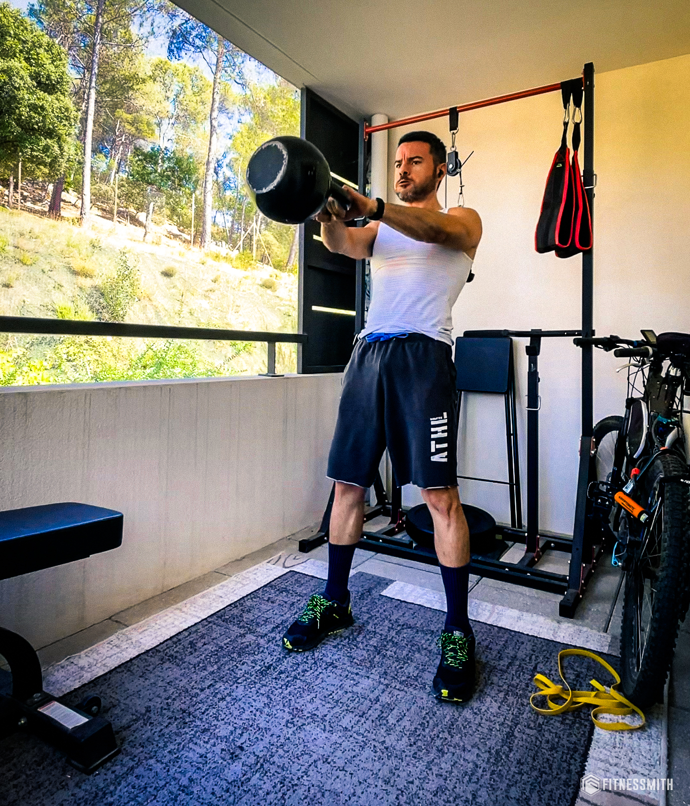 hiit swing kettlebell